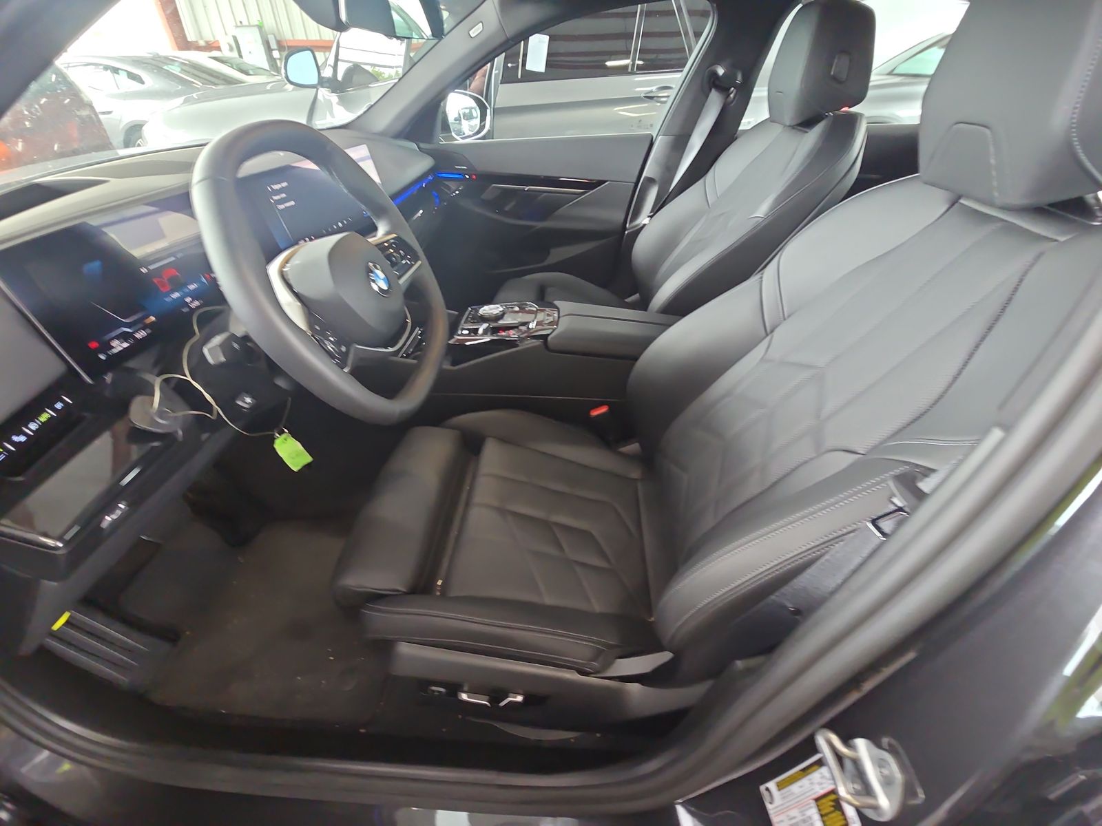 2025 BMW 5 Series 530i RWD