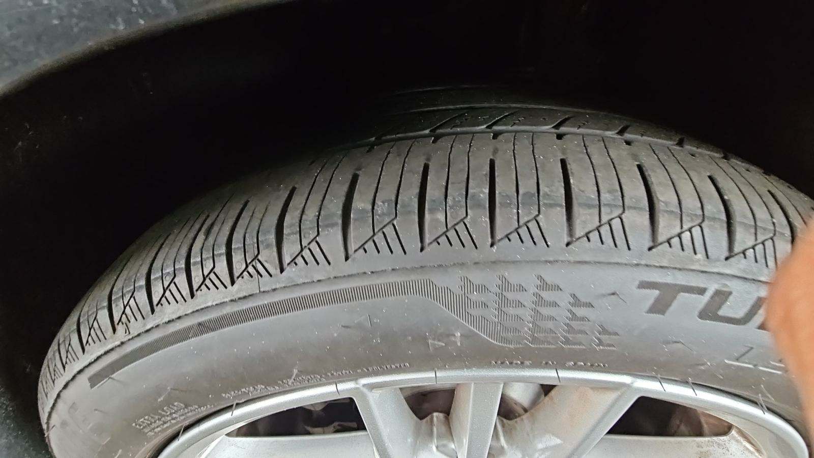 2025 BMW 5 Series 530i RWD