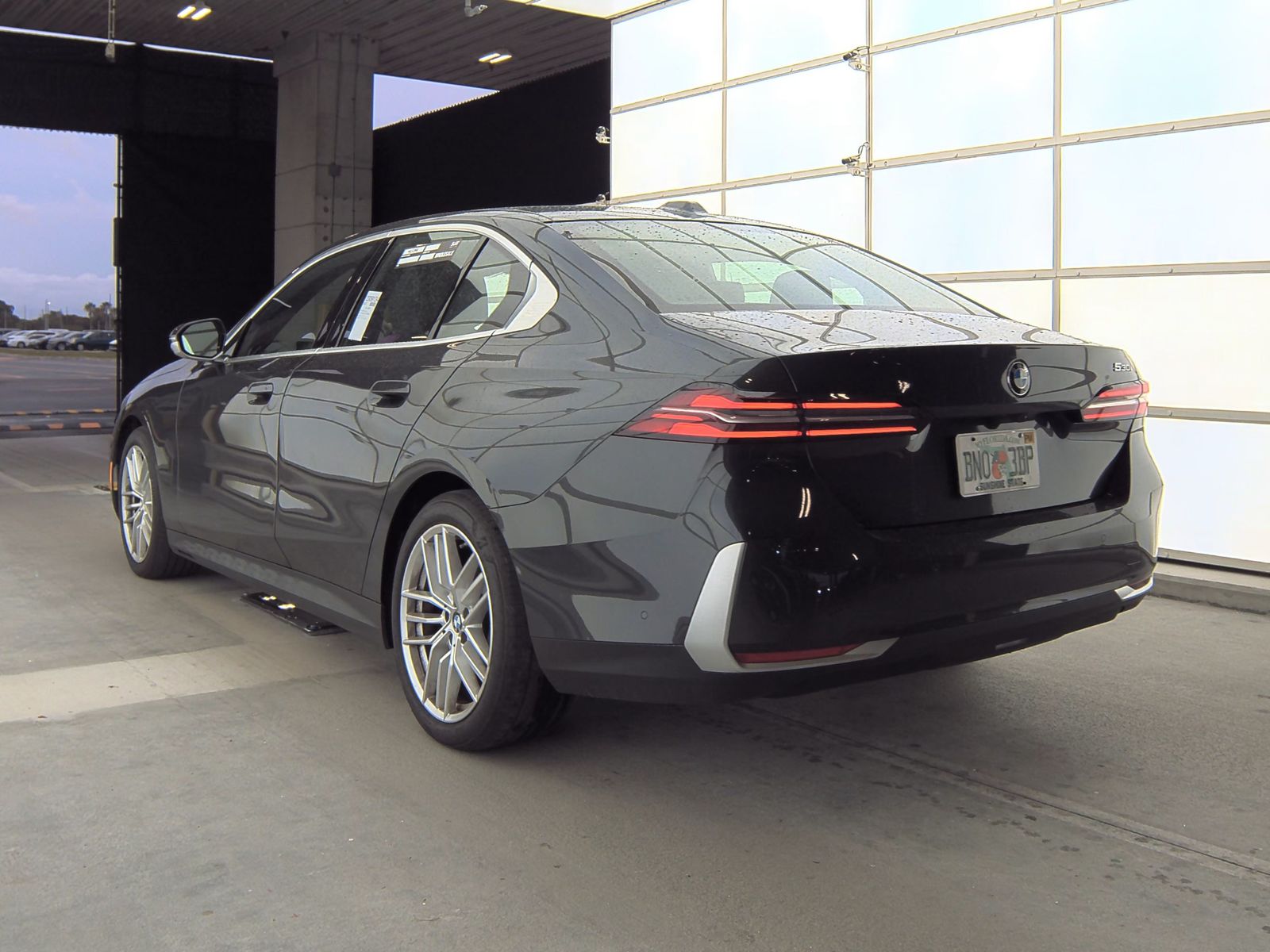 2025 BMW 5 Series 530i RWD