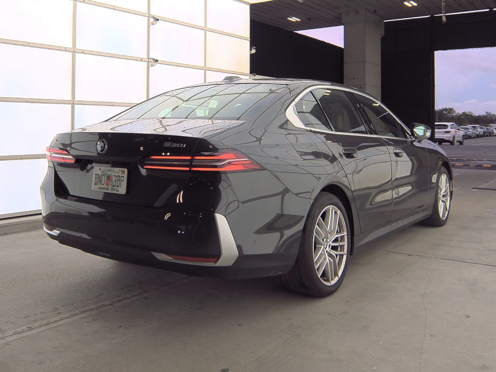 2025 BMW 5 Series 530i RWD