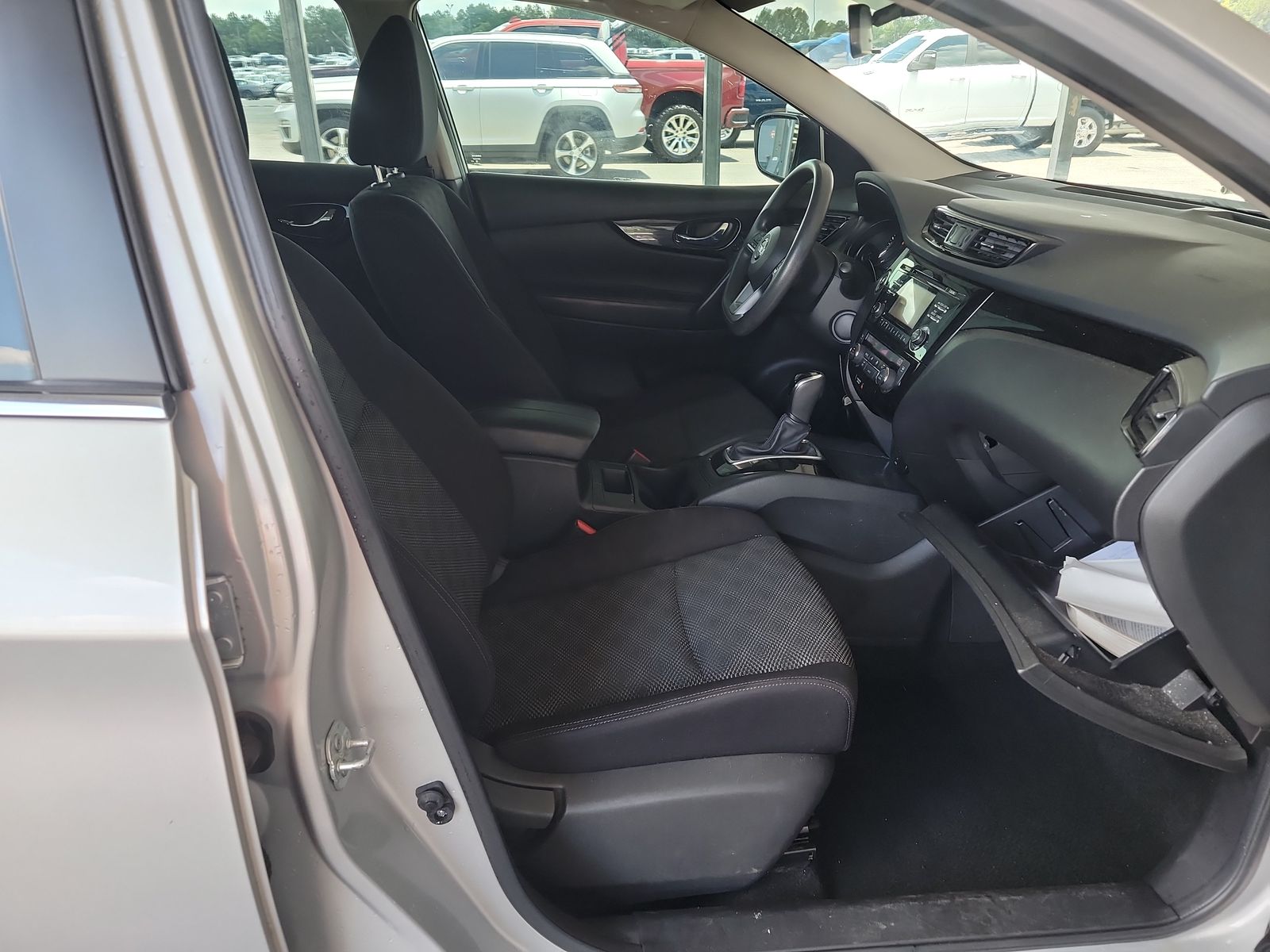 2017 Nissan Rogue Sport SV AWD