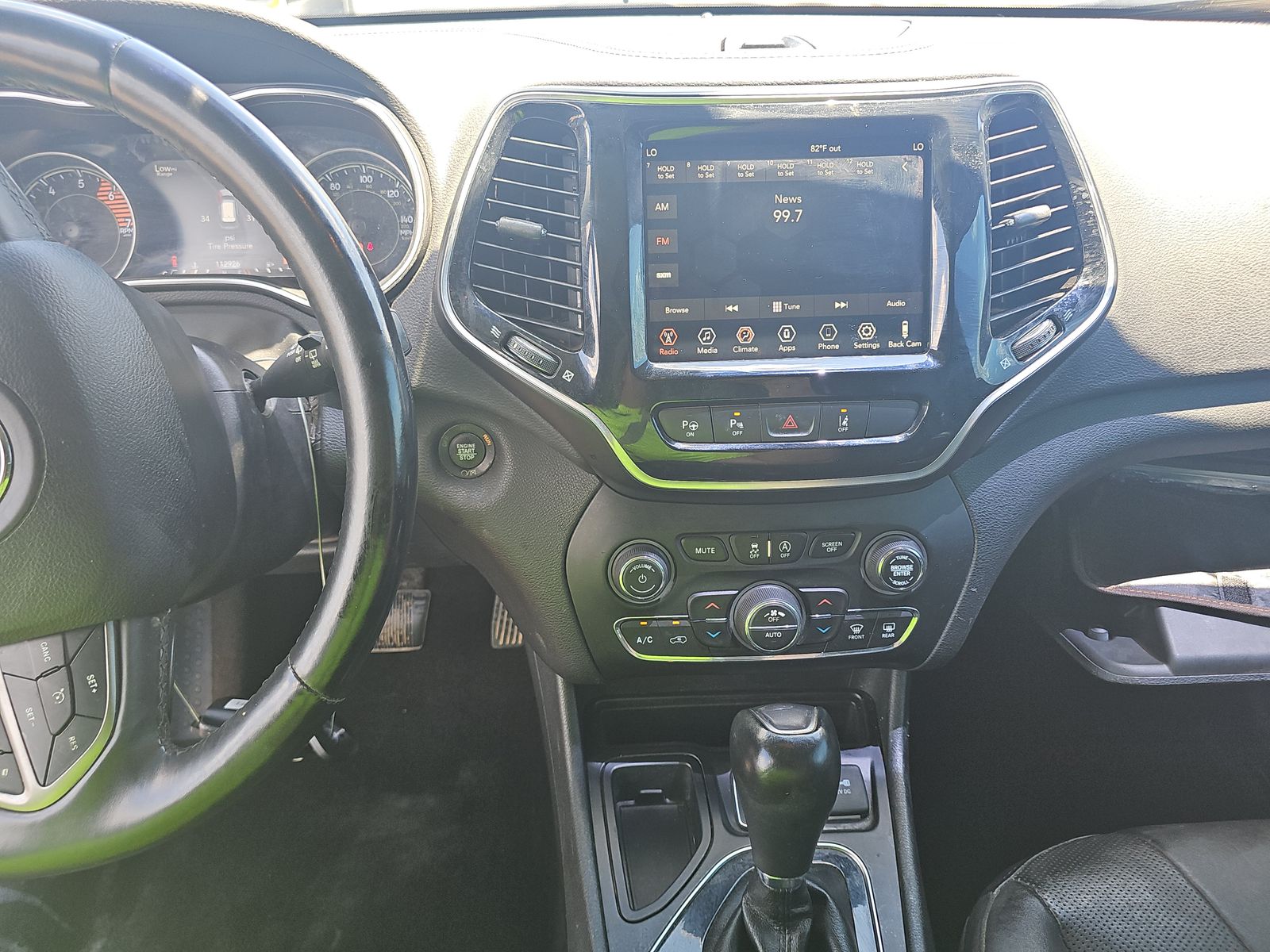 2019 Jeep Cherokee Limited FWD