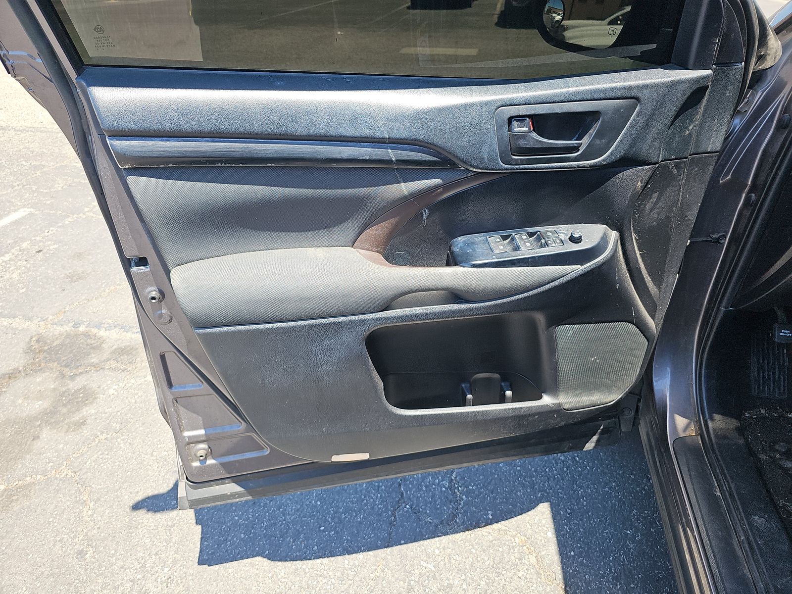 2019 Toyota Highlander LE FWD