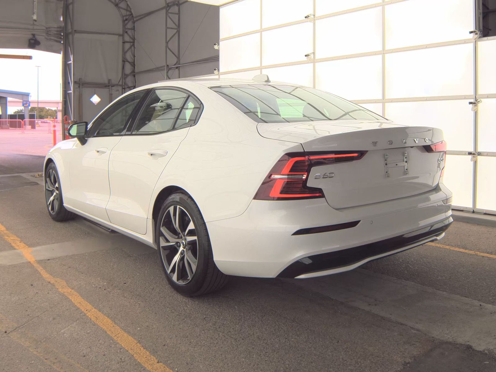 2025 Volvo S60 B5 Core AWD