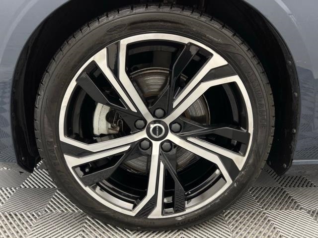 2024 Volvo S60 B5 Core FWD