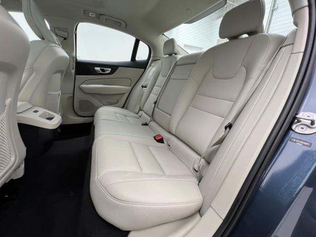 2024 Volvo S60 B5 Core FWD
