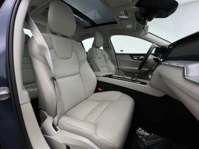 2024 Volvo S60 B5 Core FWD