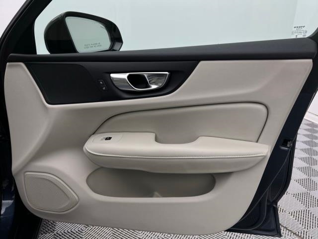 2024 Volvo S60 B5 Core FWD