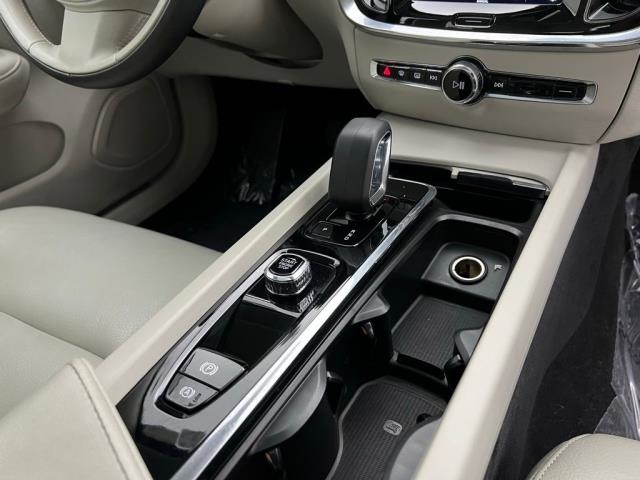 2024 Volvo S60 B5 Core FWD