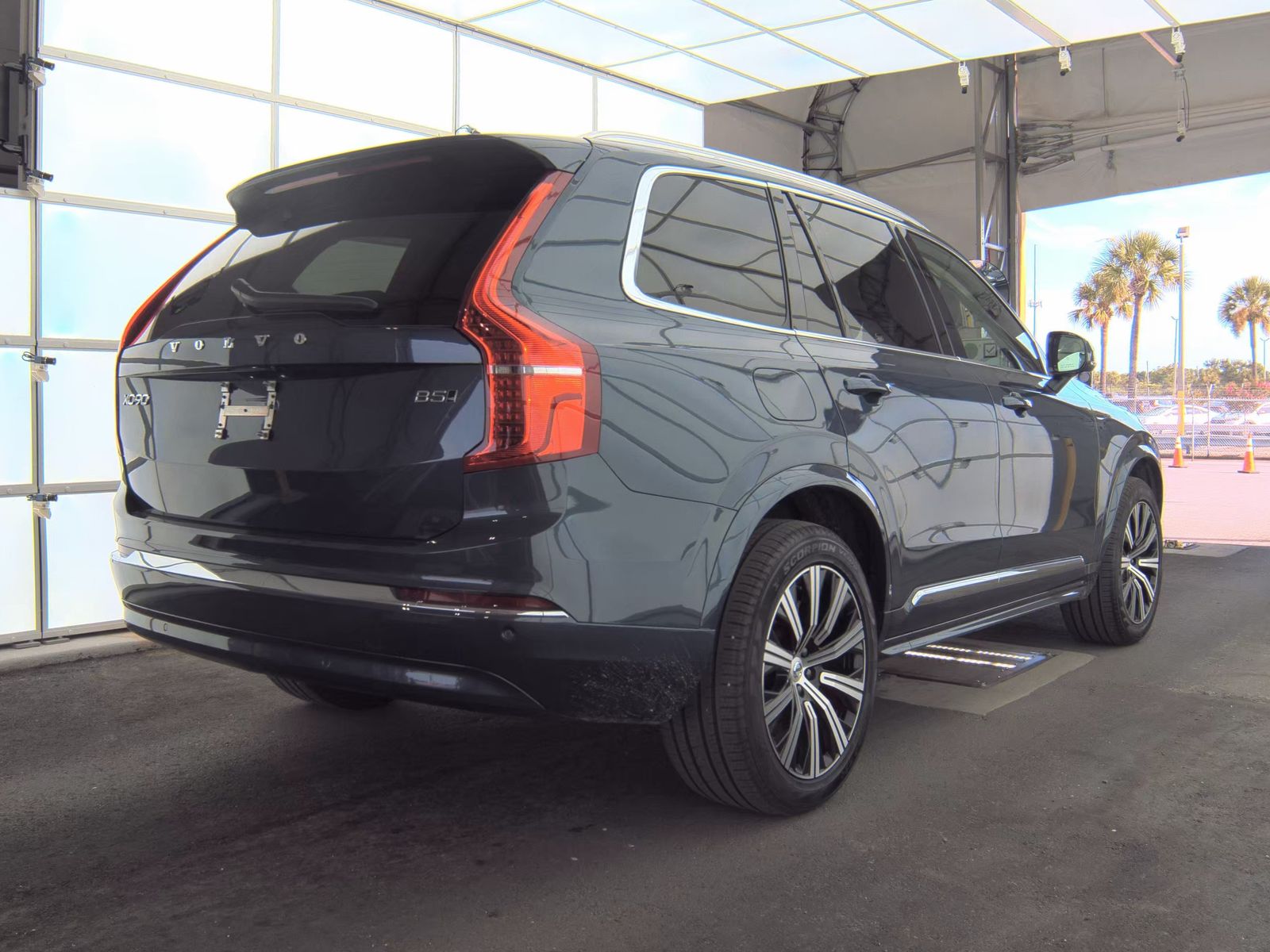2025 Volvo XC90 B5 Core AWD