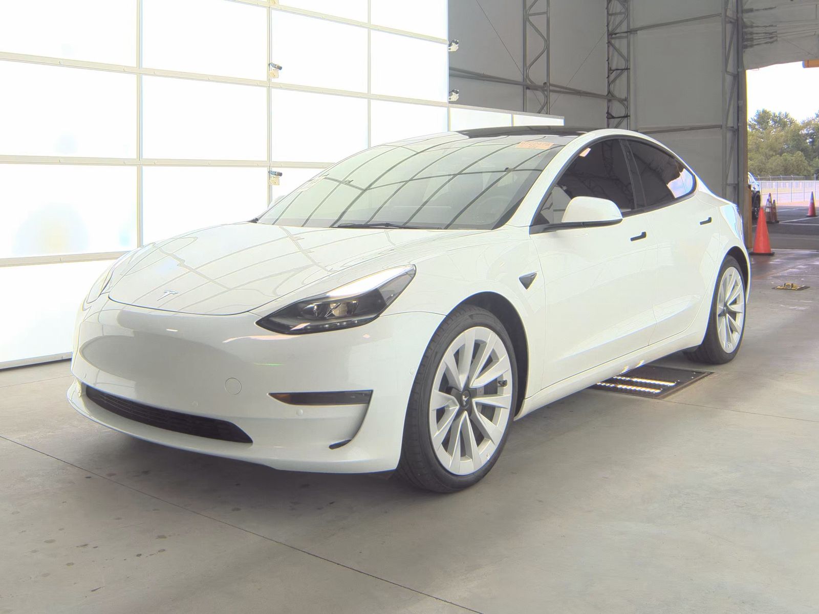 2023 Tesla Model 3 Standard Range RWD