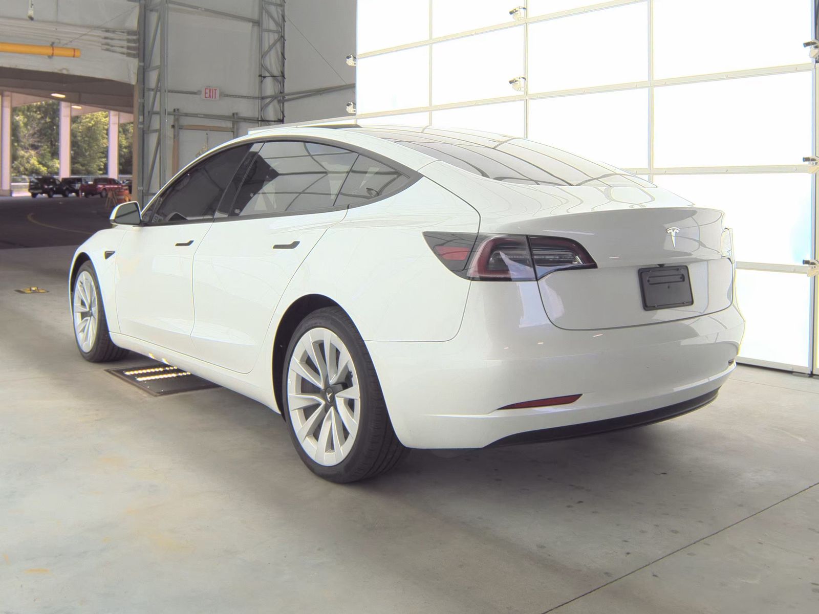 2023 Tesla Model 3 Standard Range RWD