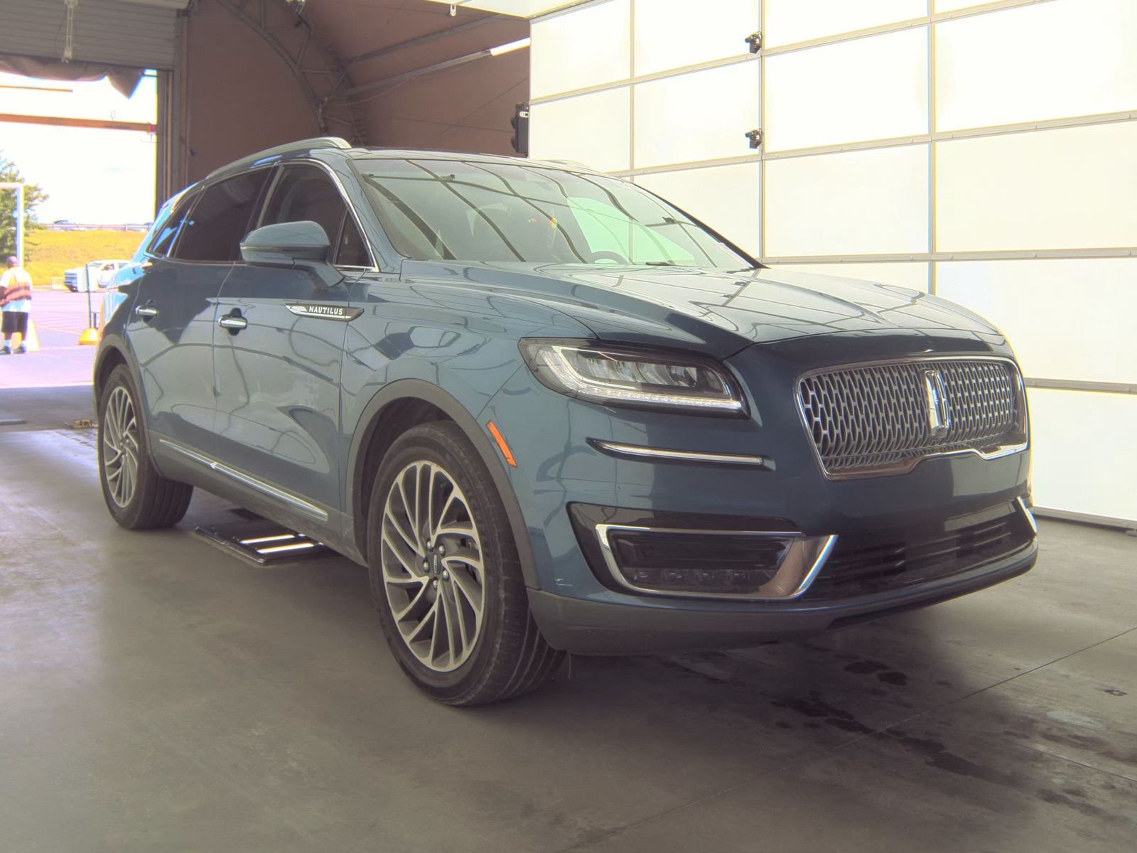 2019 Lincoln Nautilus Reserve AWD
