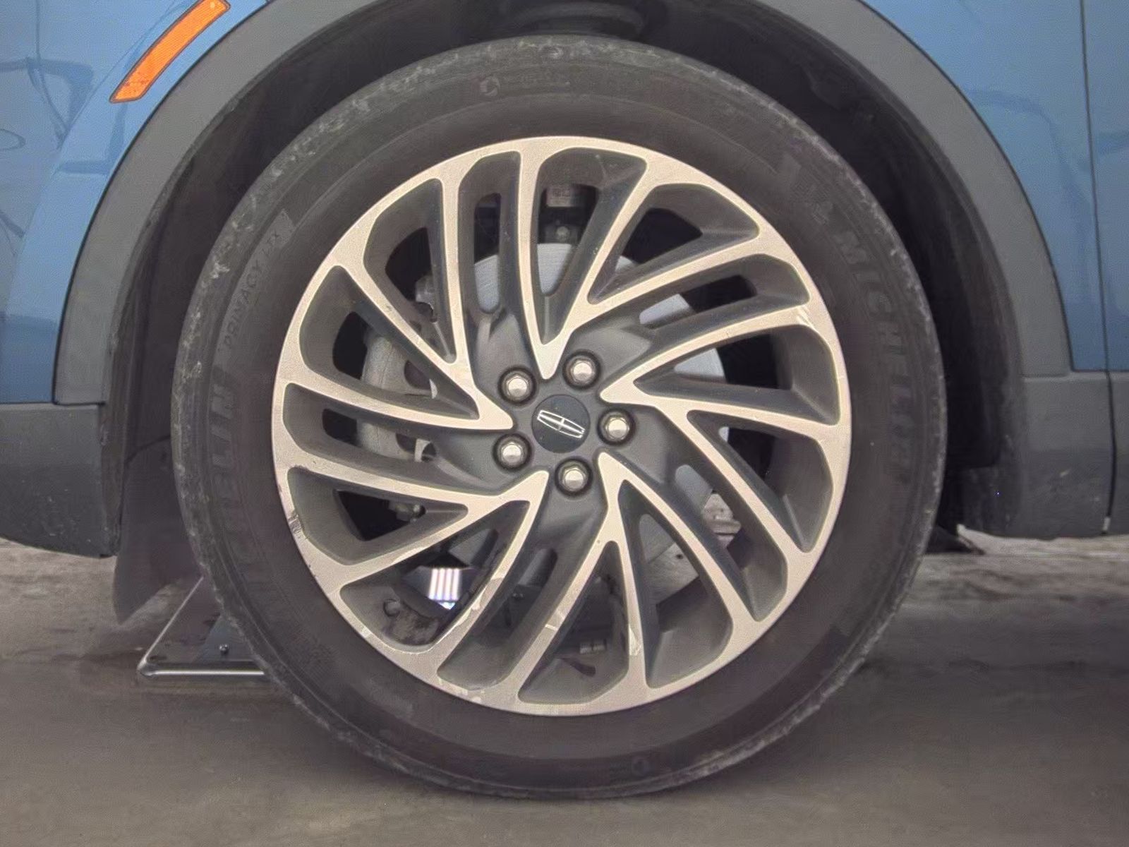 2019 Lincoln Nautilus Reserve AWD
