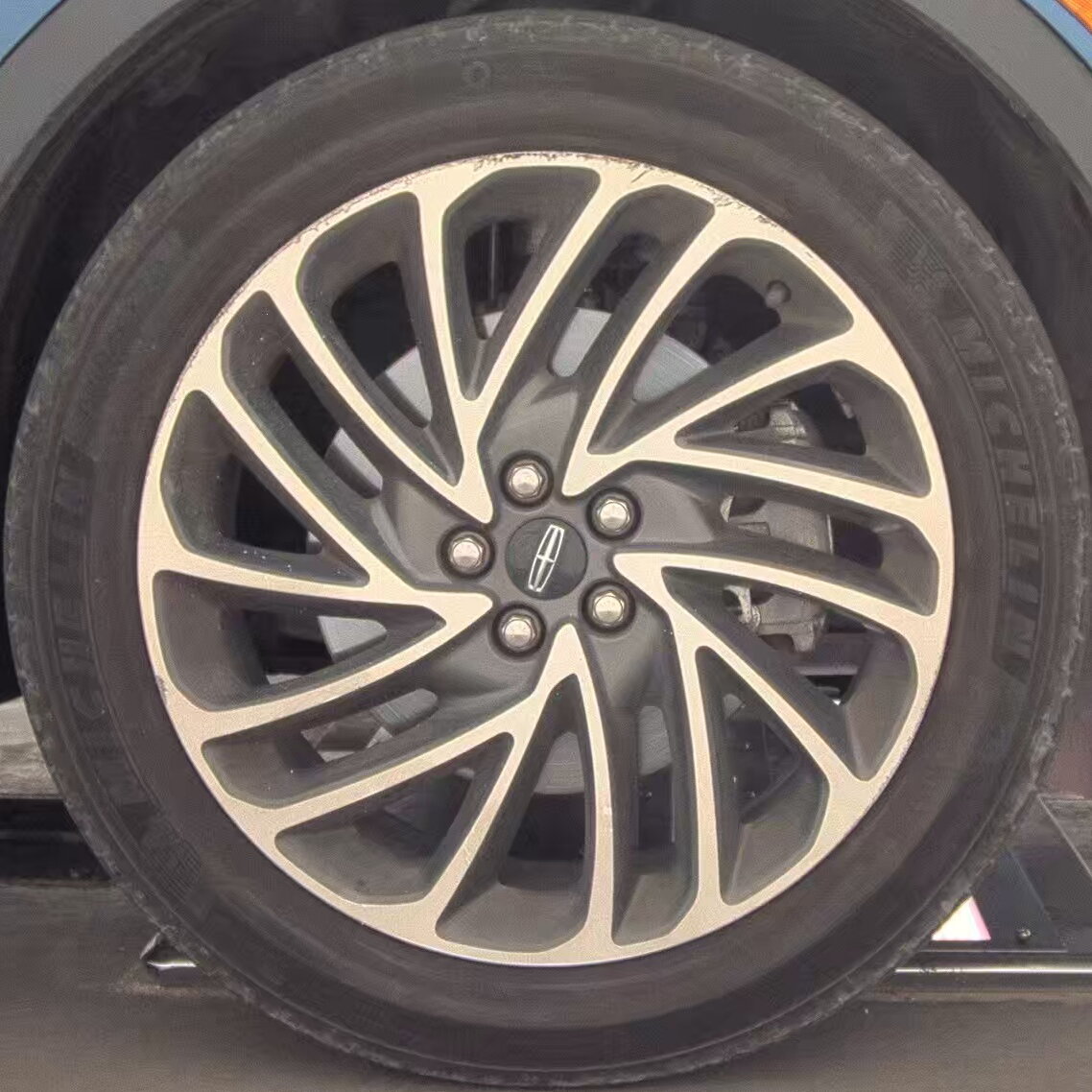 2019 Lincoln Nautilus Reserve AWD