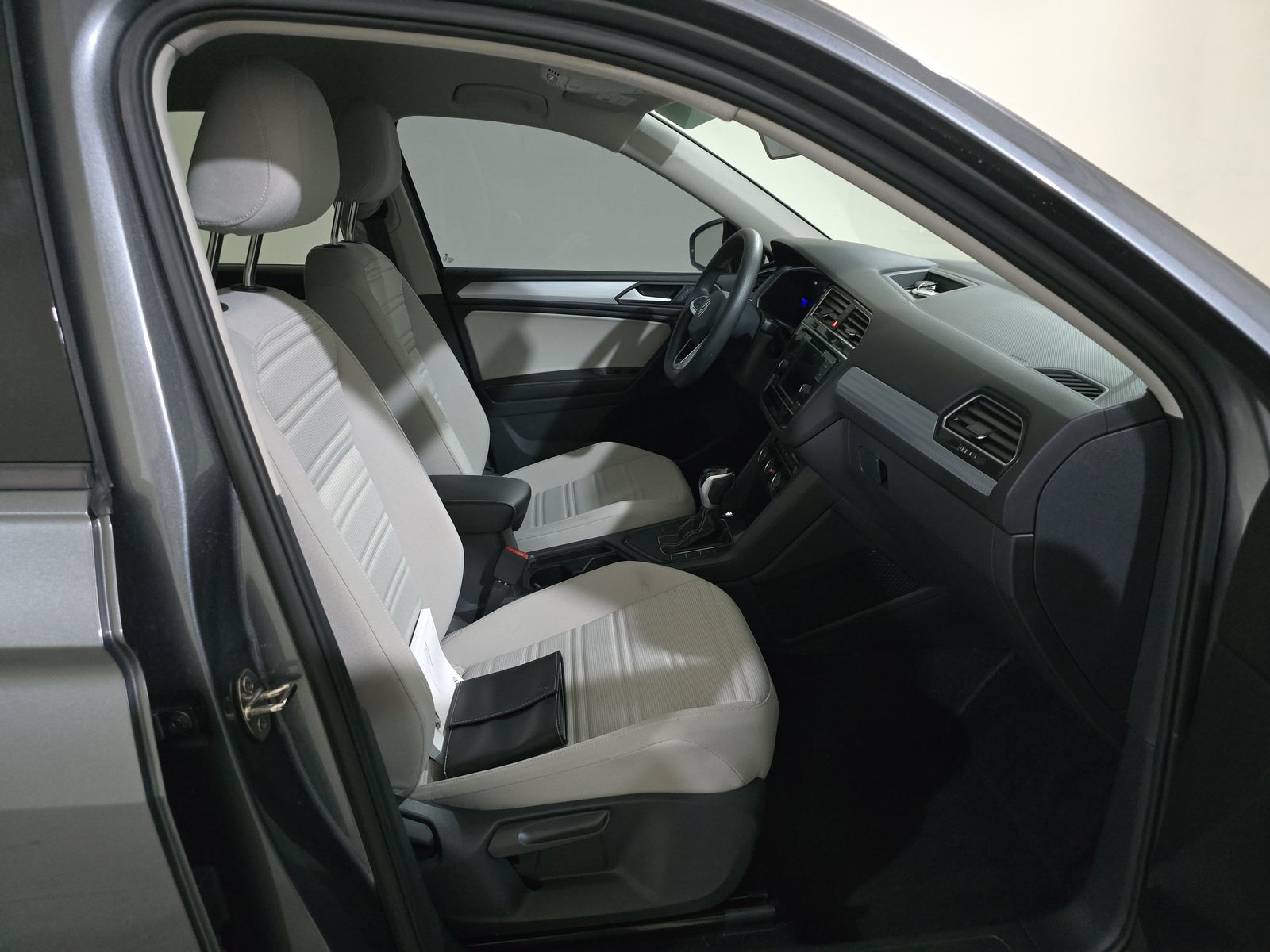 2022 Volkswagen Tiguan 2.0T S FWD