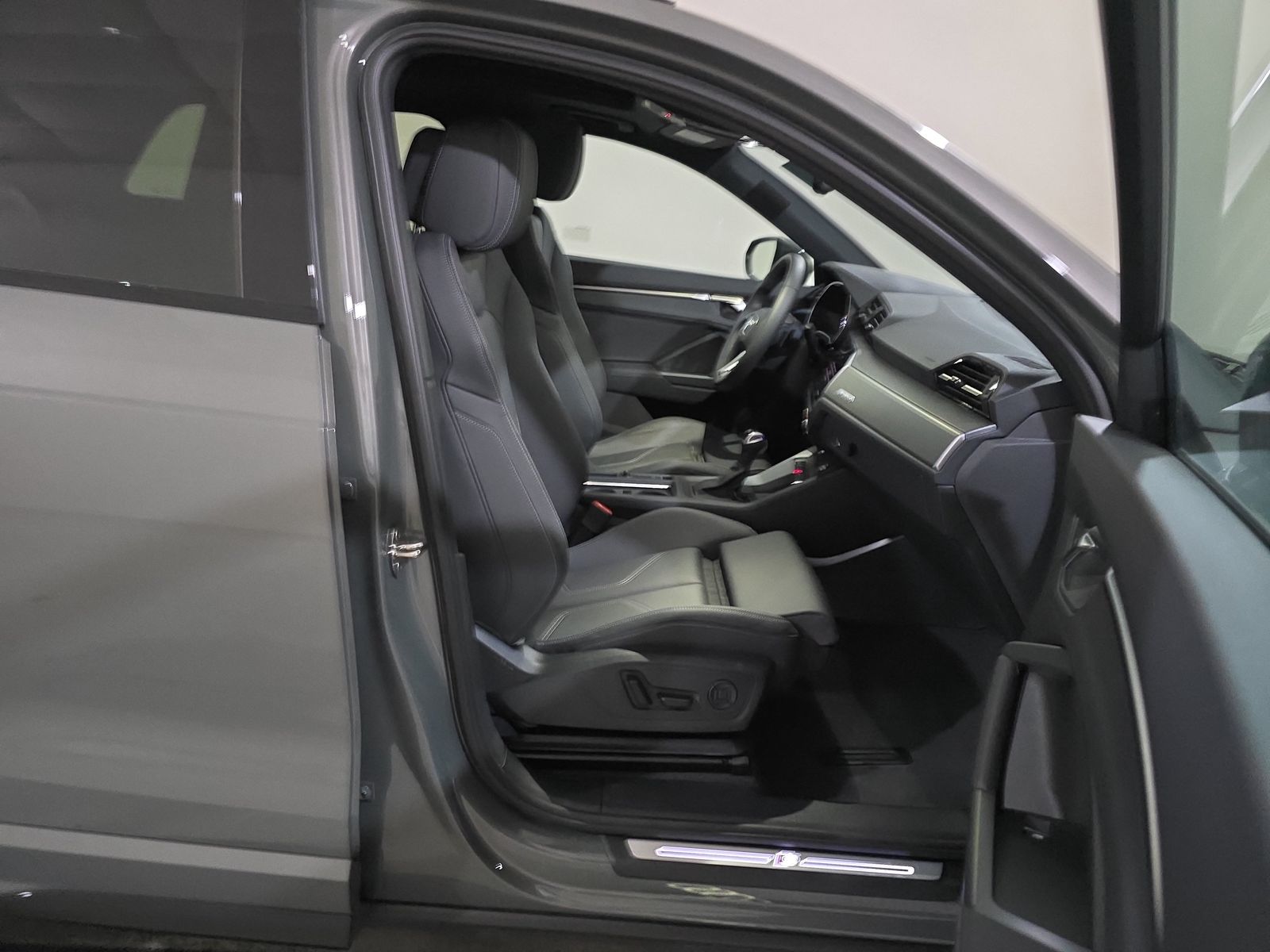 2025 Audi Q3 S line Premium AWD