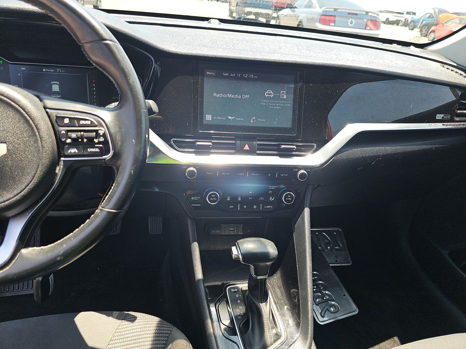 2022 Kia Niro LXS FWD