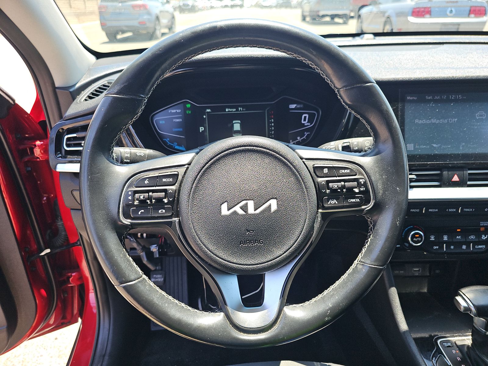 2022 Kia Niro LXS FWD