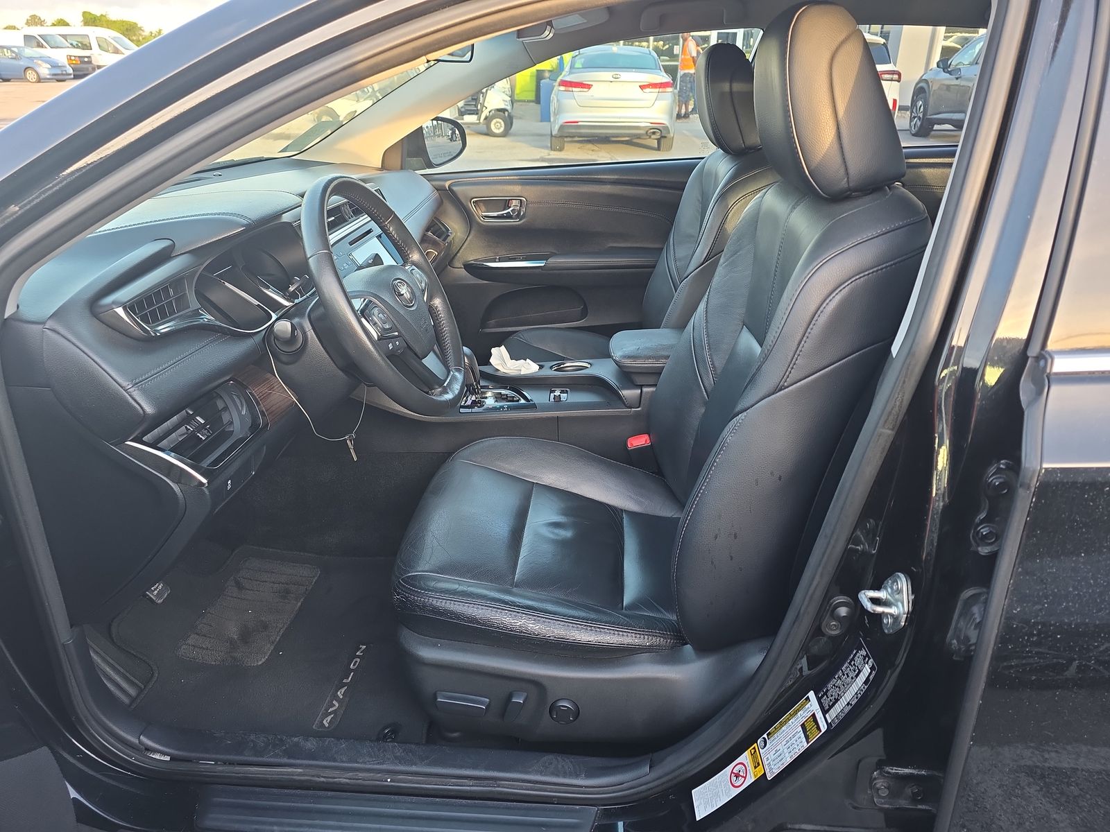 2013 Toyota Avalon XLE FWD
