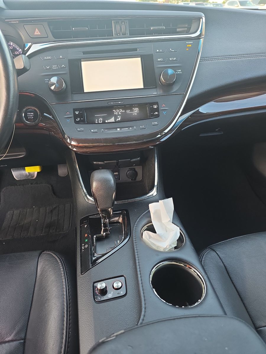2013 Toyota Avalon XLE FWD