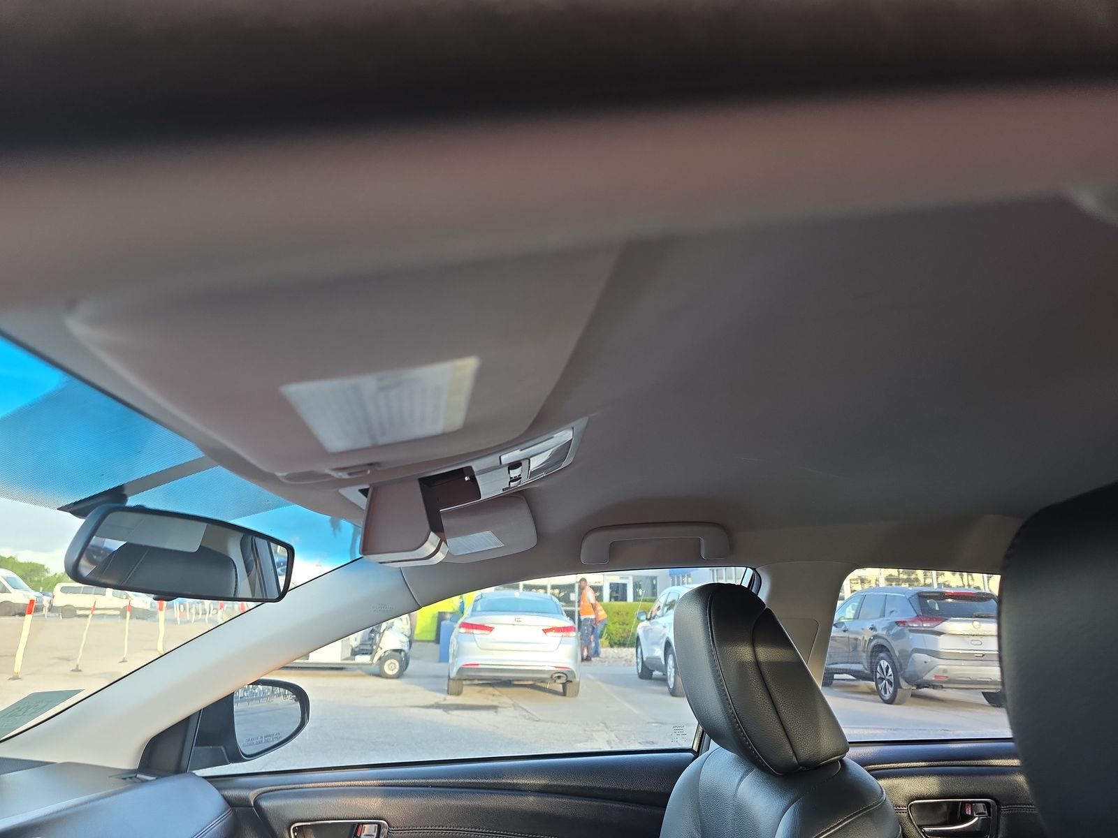 2013 Toyota Avalon XLE FWD