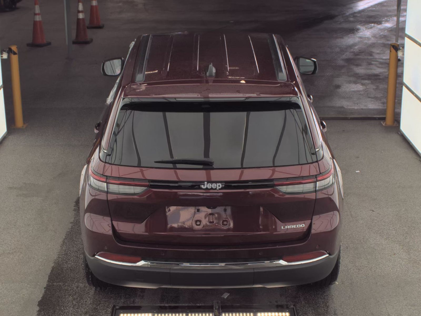 2024 Jeep Grand Cherokee Laredo RWD