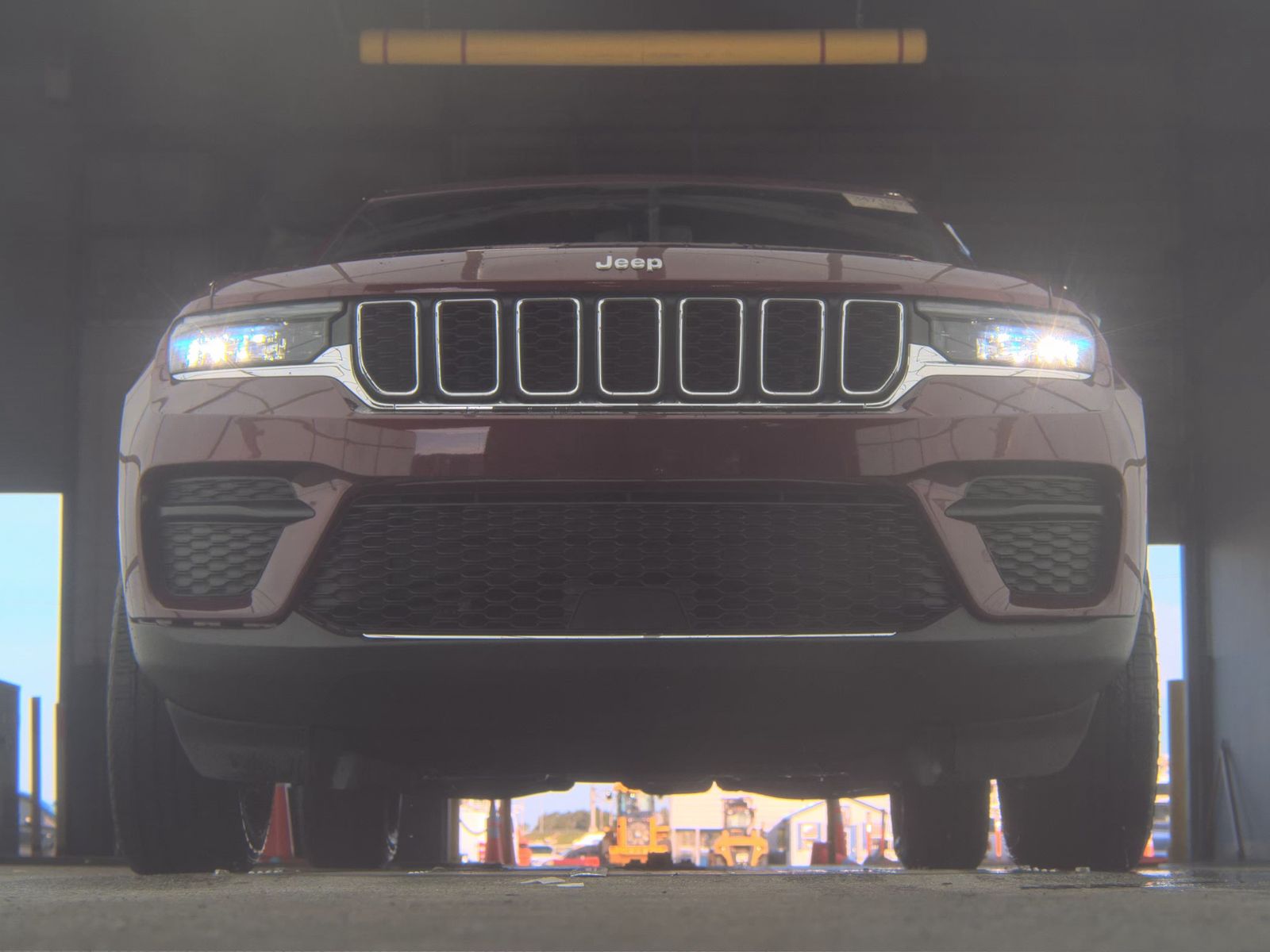 2024 Jeep Grand Cherokee Laredo RWD