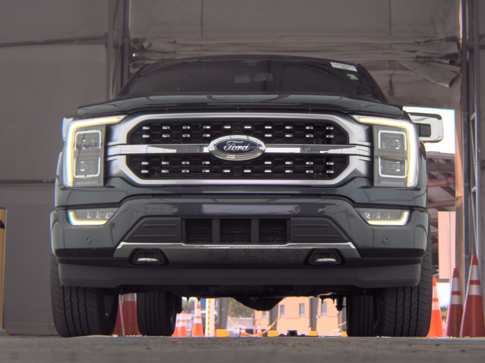 2022 Ford F-150 Hybrid Platinum AWD