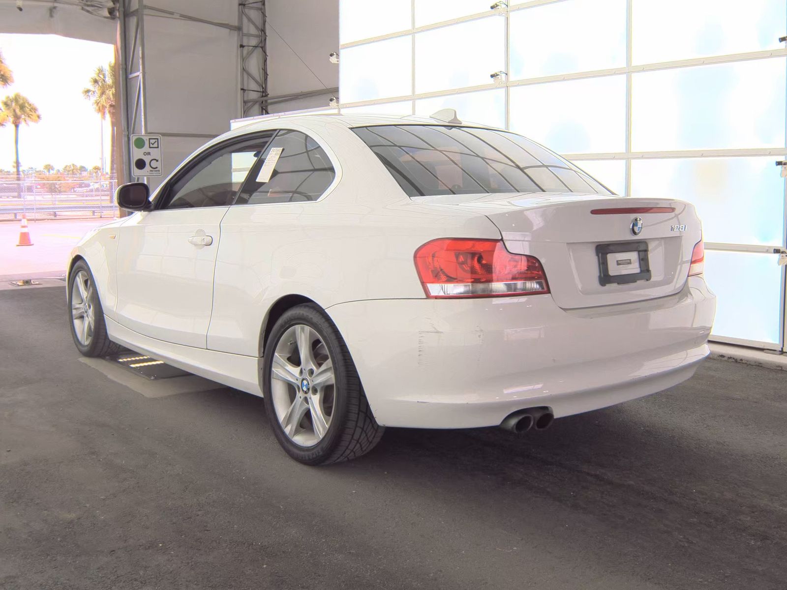 2013 BMW 1 Series 128i RWD