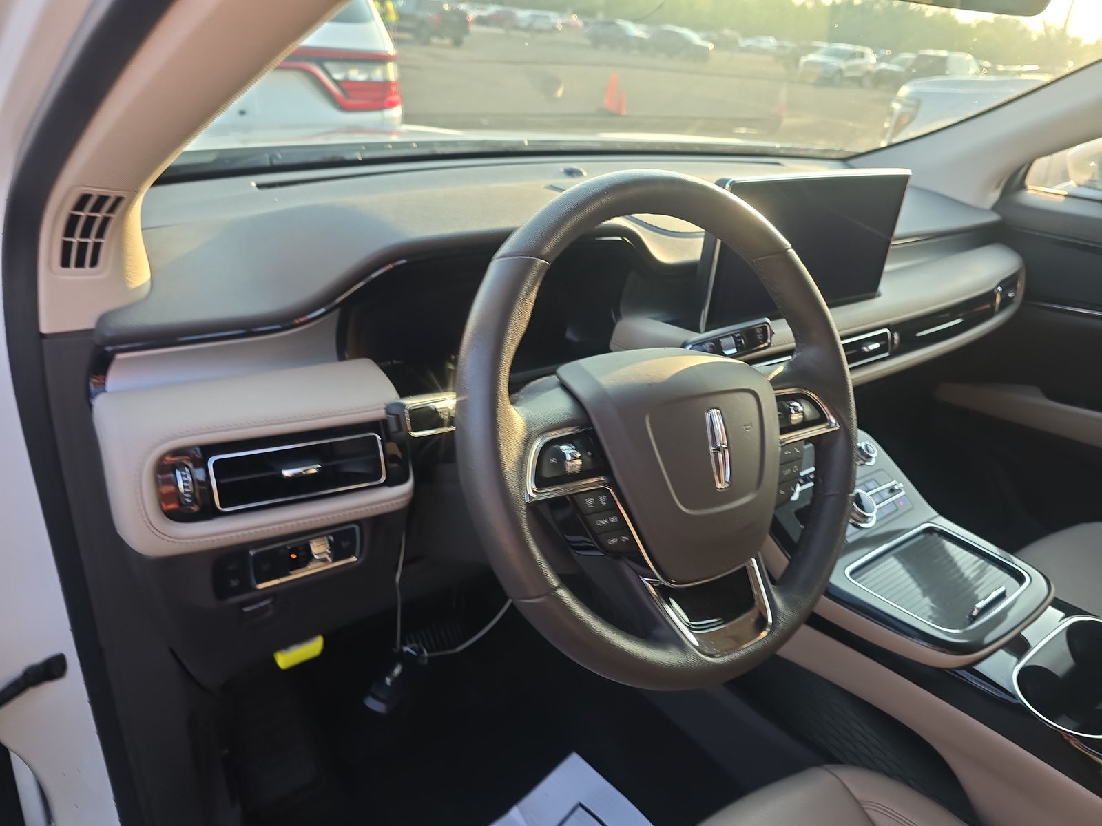 2022 Lincoln Nautilus Standard AWD