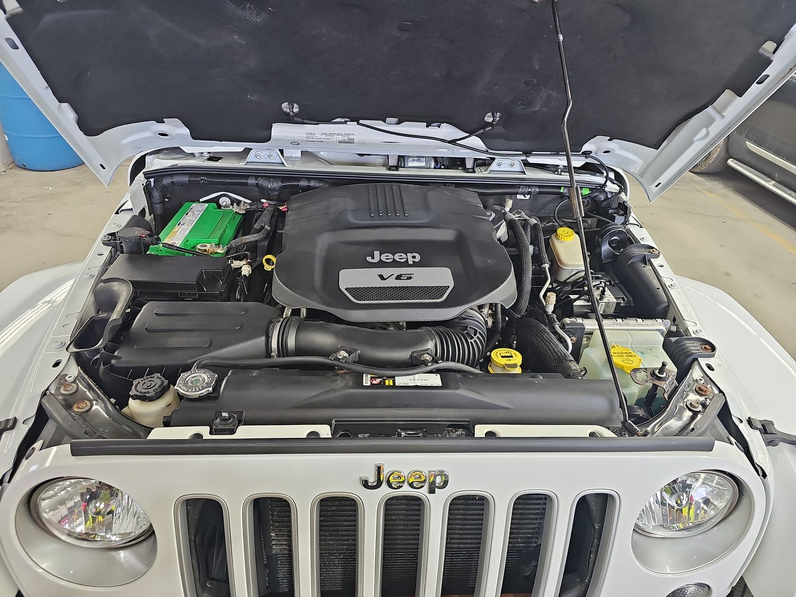2016 Jeep Wrangler Unlimited Sahara AWD
