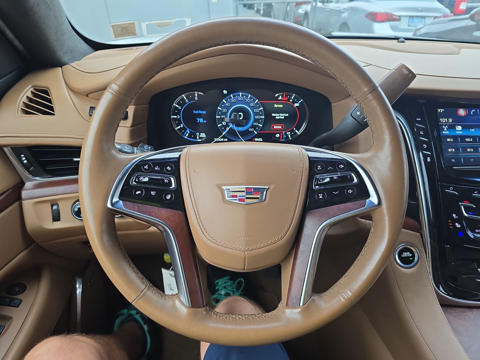 2017 Cadillac Escalade ESV Platinum AWD