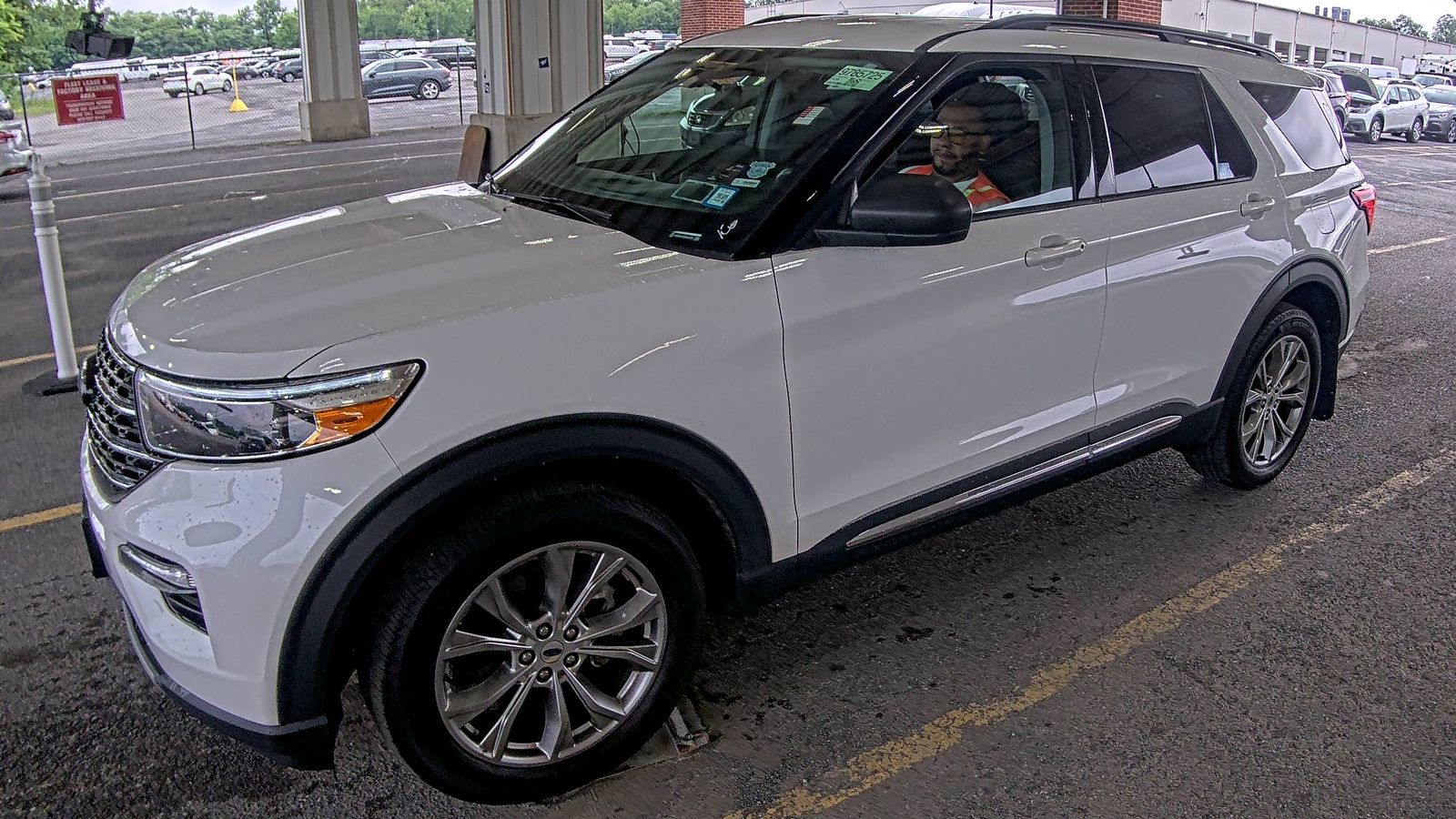 2022 Ford Explorer XLT AWD