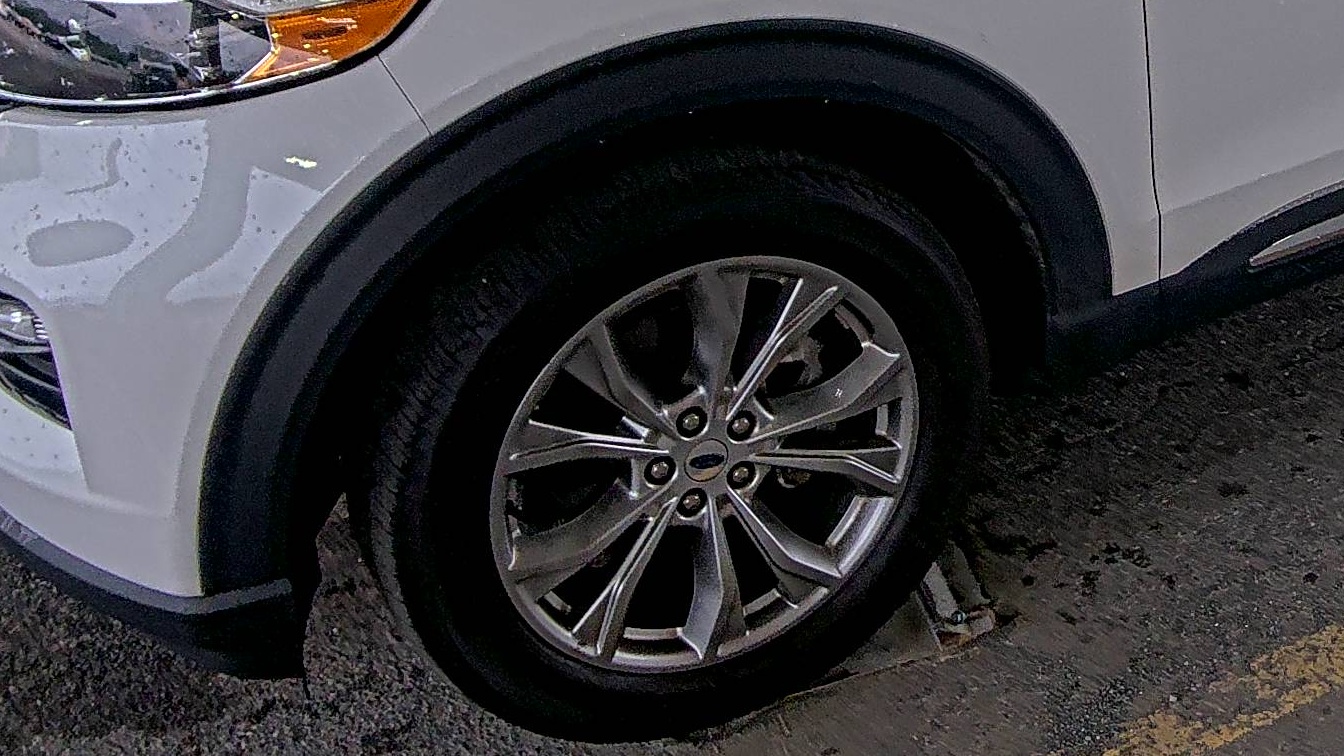2022 Ford Explorer XLT AWD