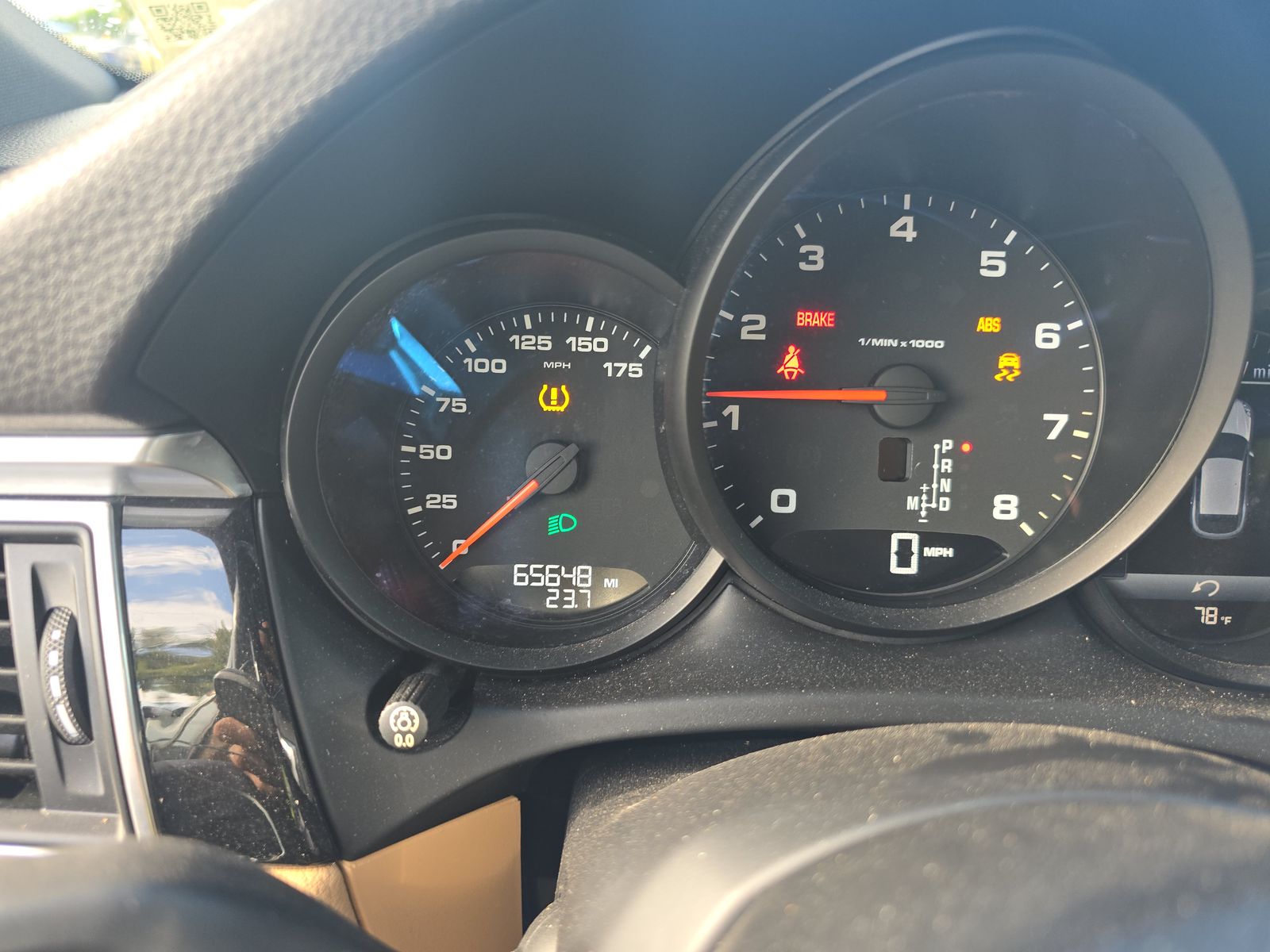 2018 Porsche Macan Base AWD