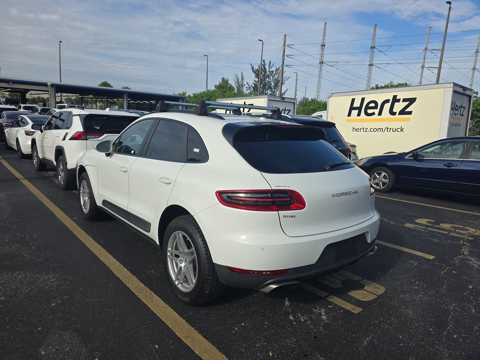 2018 Porsche Macan Base AWD