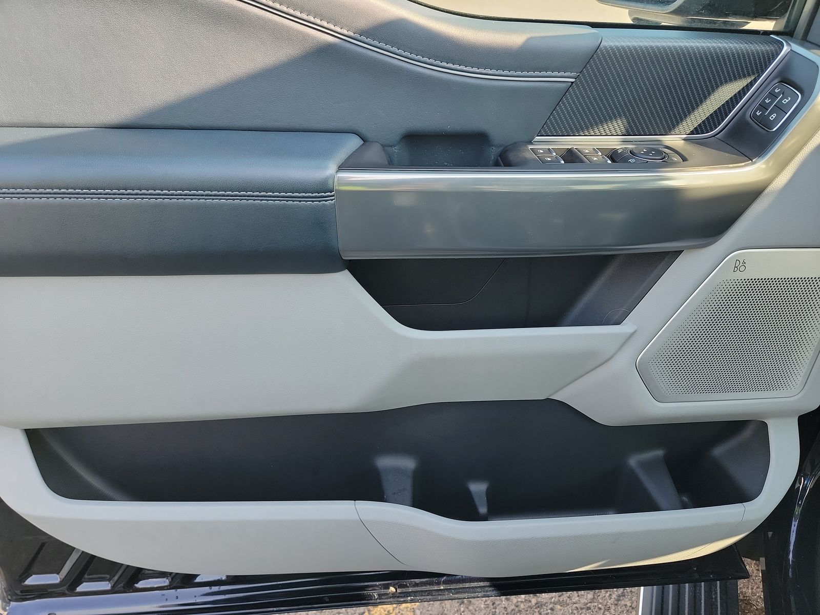 2022 Ford F-150 Hybrid Limited AWD