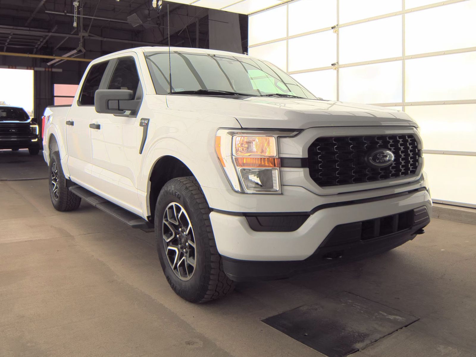 2022 Ford F-150 XL AWD