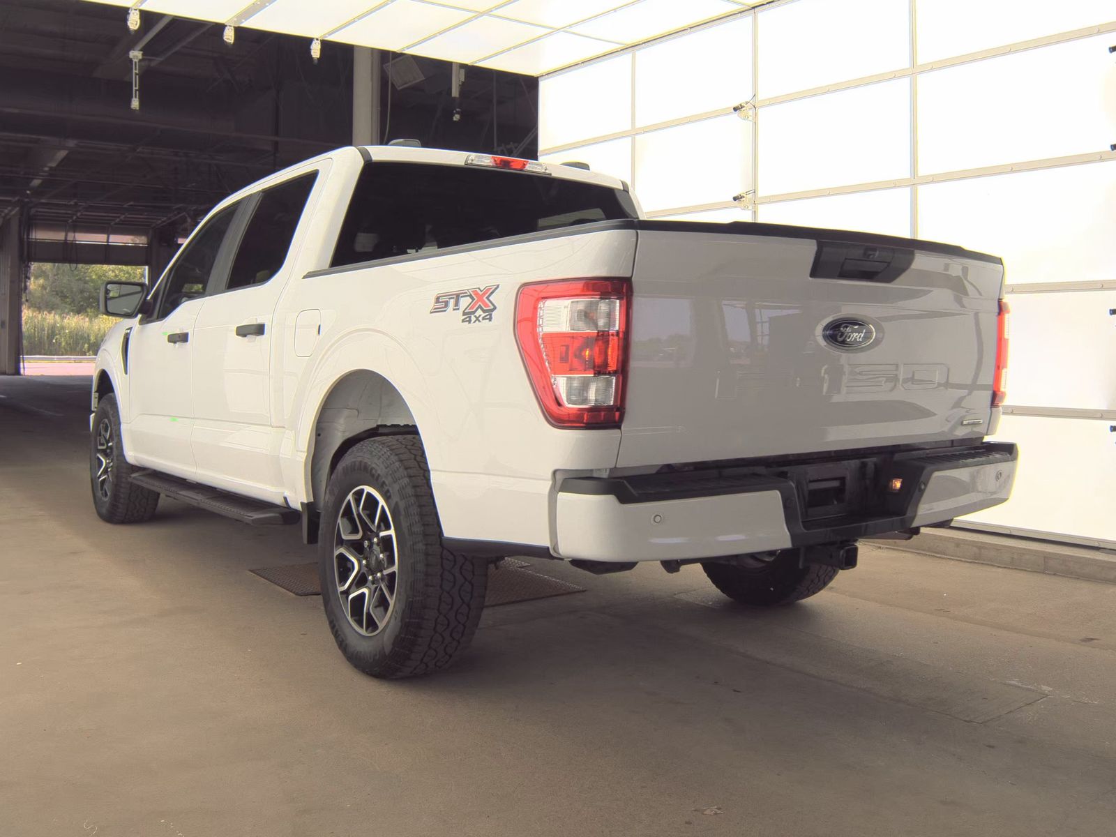 2022 Ford F-150 XL AWD