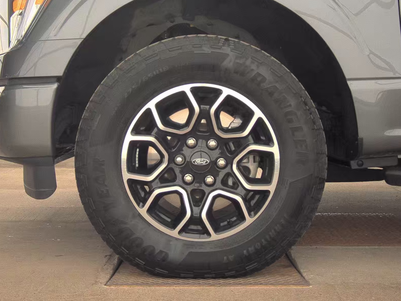 2022 Ford F-150 XLT AWD