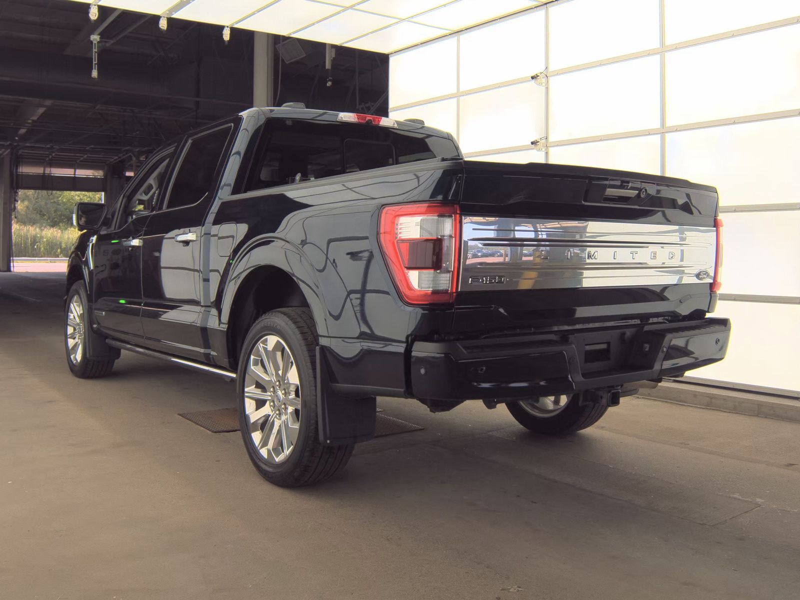 2022 Ford F-150 Hybrid Limited AWD