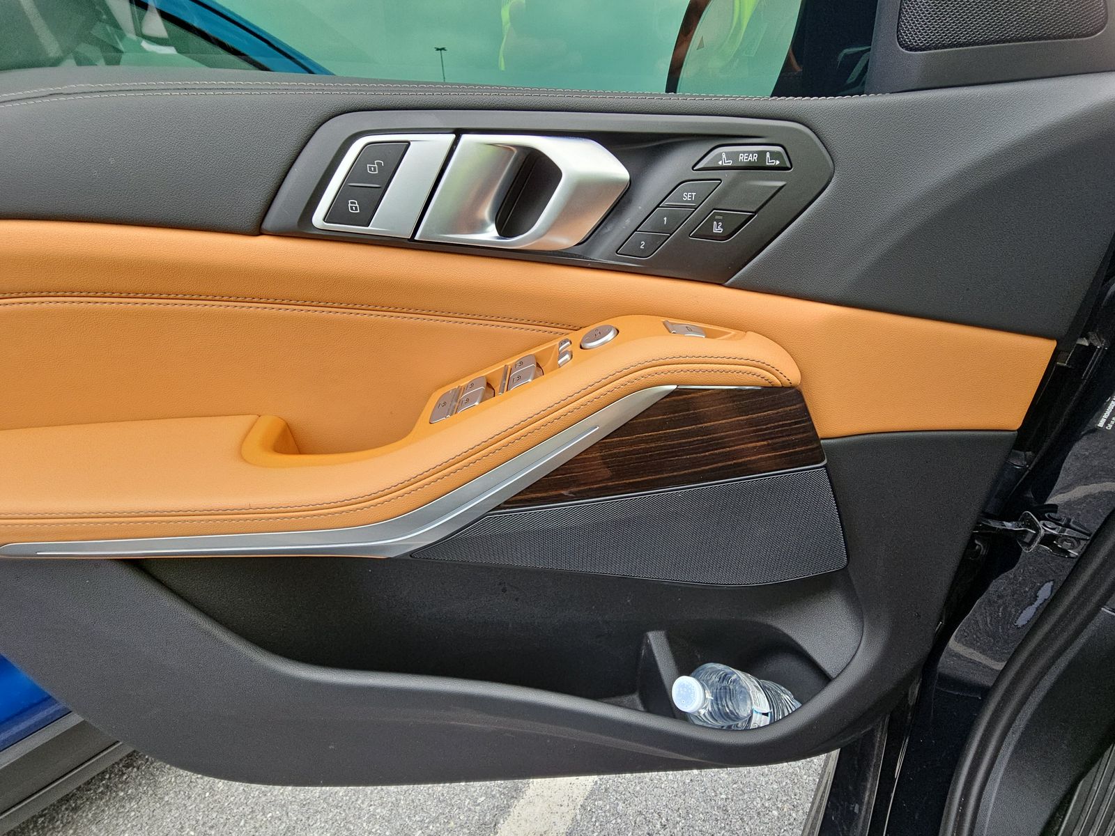 2025 BMW X7 xDrive40i AWD
