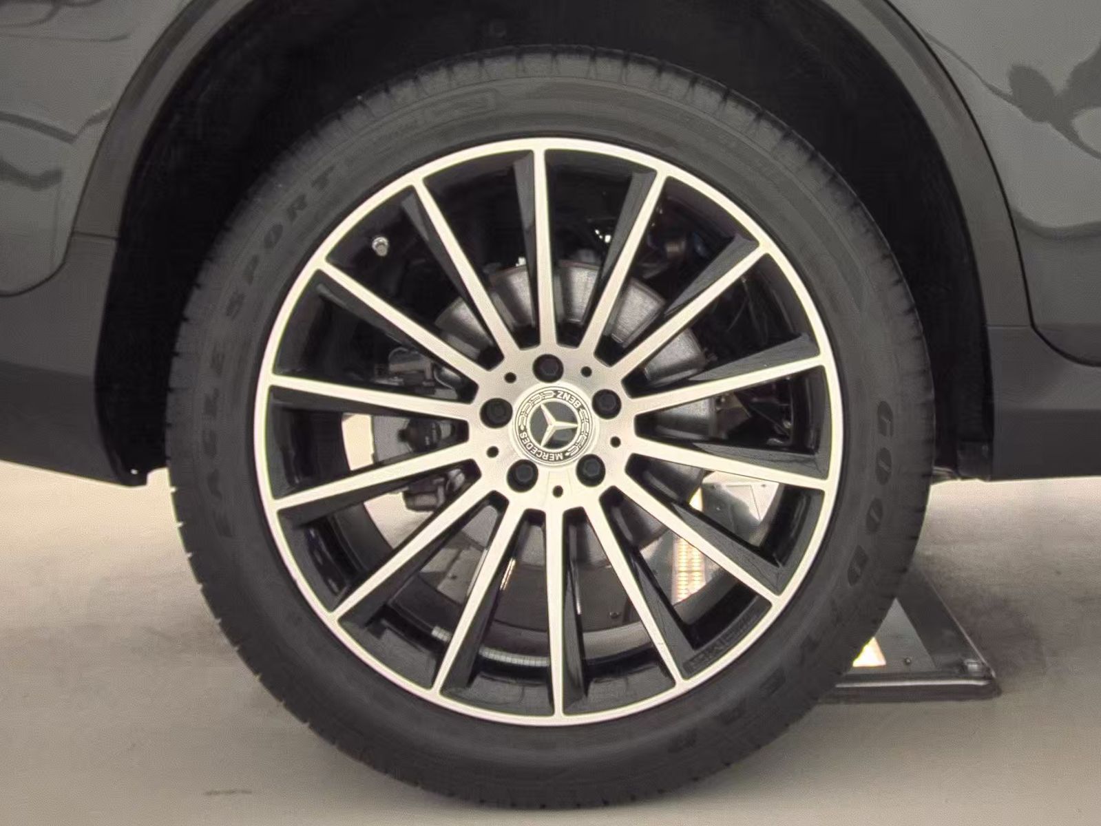 2022 Mercedes-Benz GLC GLC 300 AWD