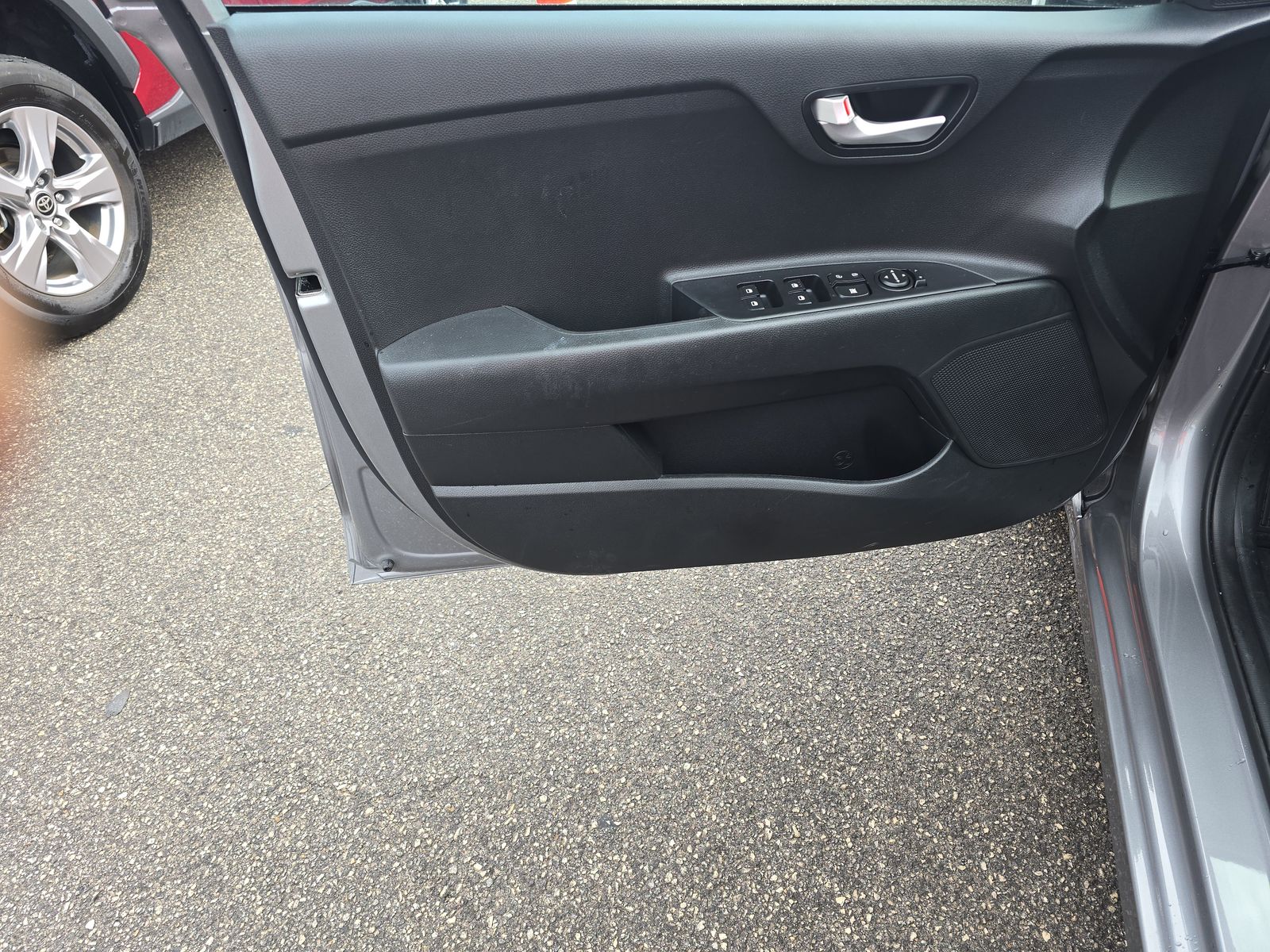 2023 Kia Rio S FWD