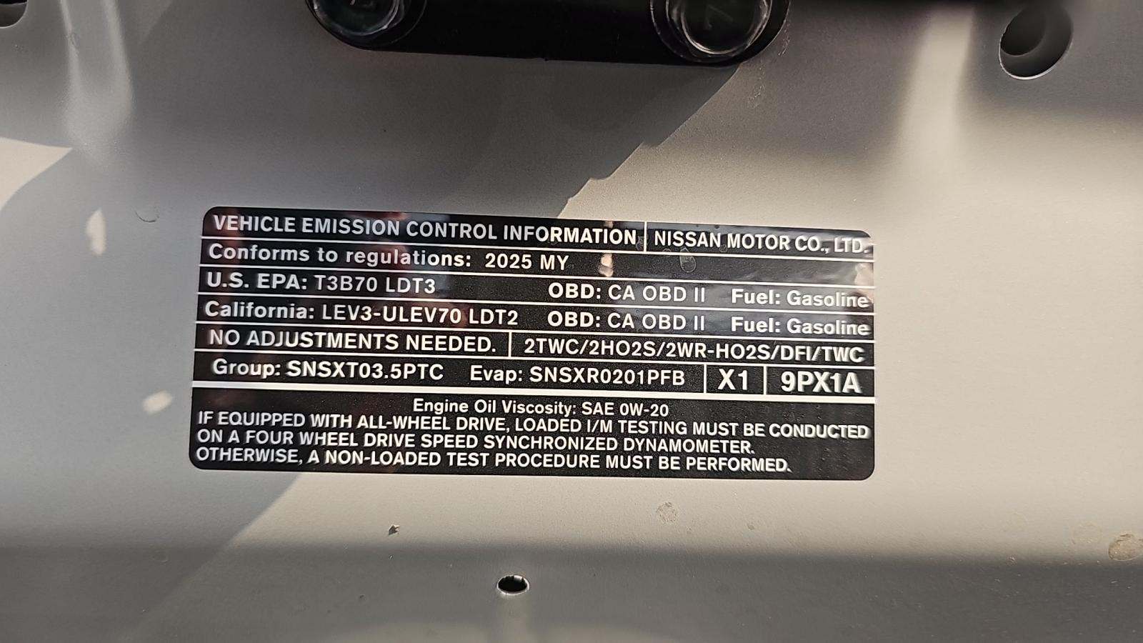 2025 Nissan Pathfinder Platinum AWD