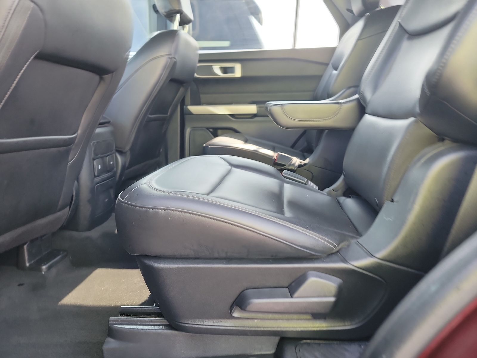 2022 Ford Explorer XLT AWD