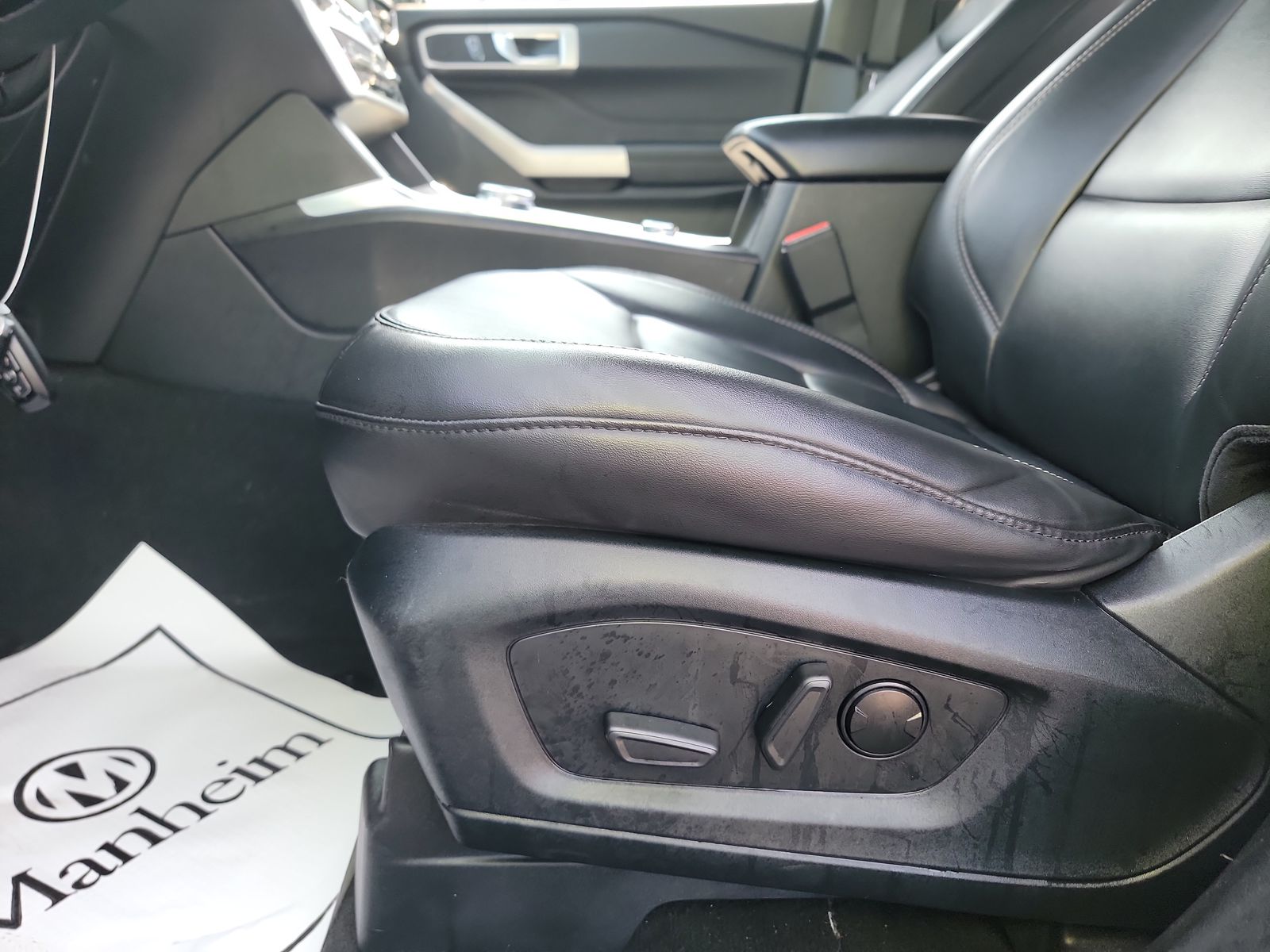2022 Ford Explorer XLT AWD