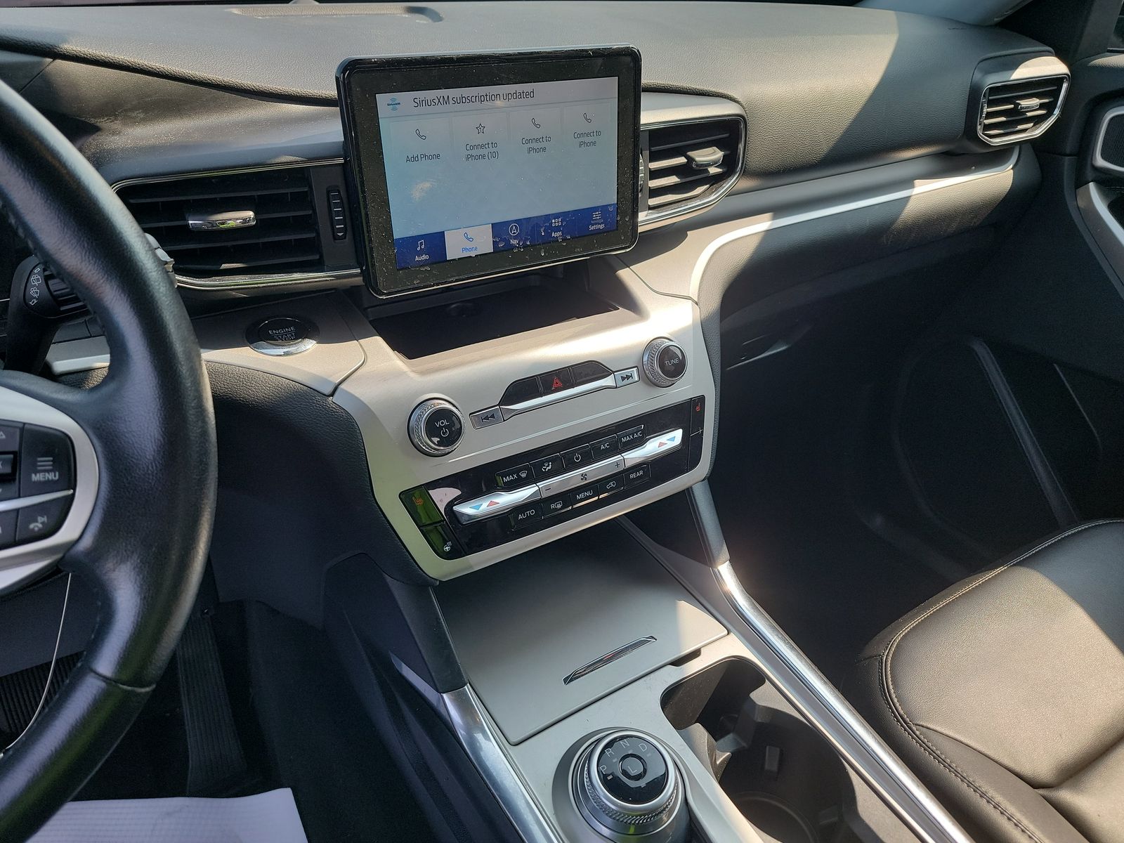 2022 Ford Explorer XLT AWD