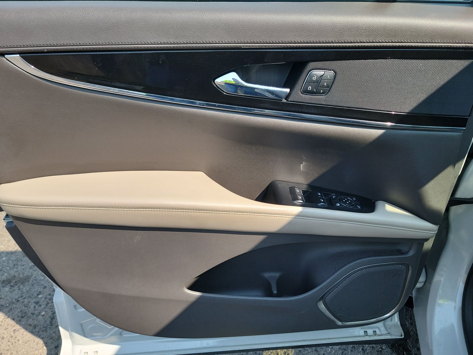 2022 Lincoln Nautilus Reserve AWD